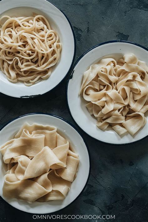 Discovering the Flavors of China's Mafic Noodles: Spicy, Savory, and Delicious